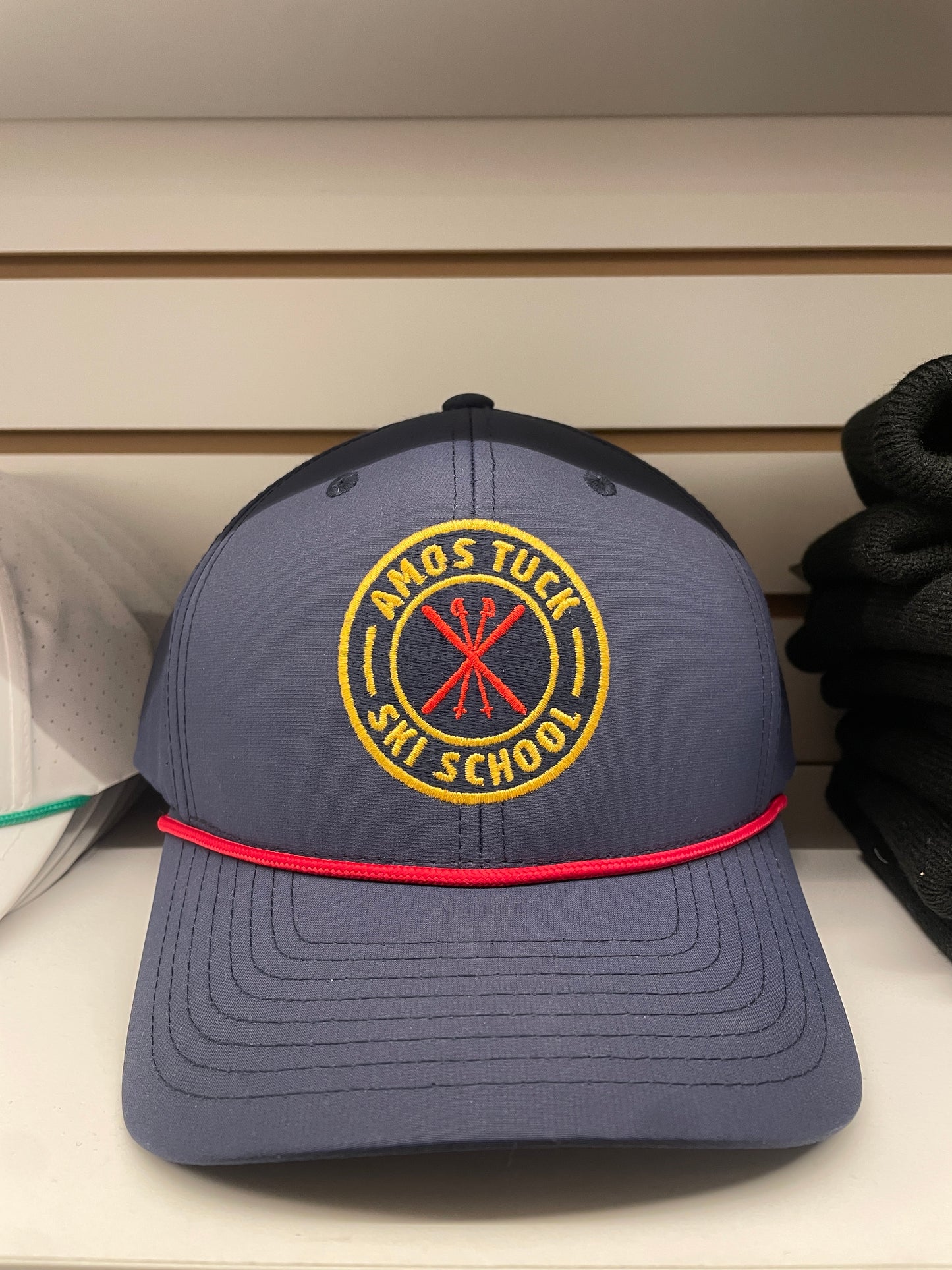 Standard Rec. Amos Tuck Ski School Hat