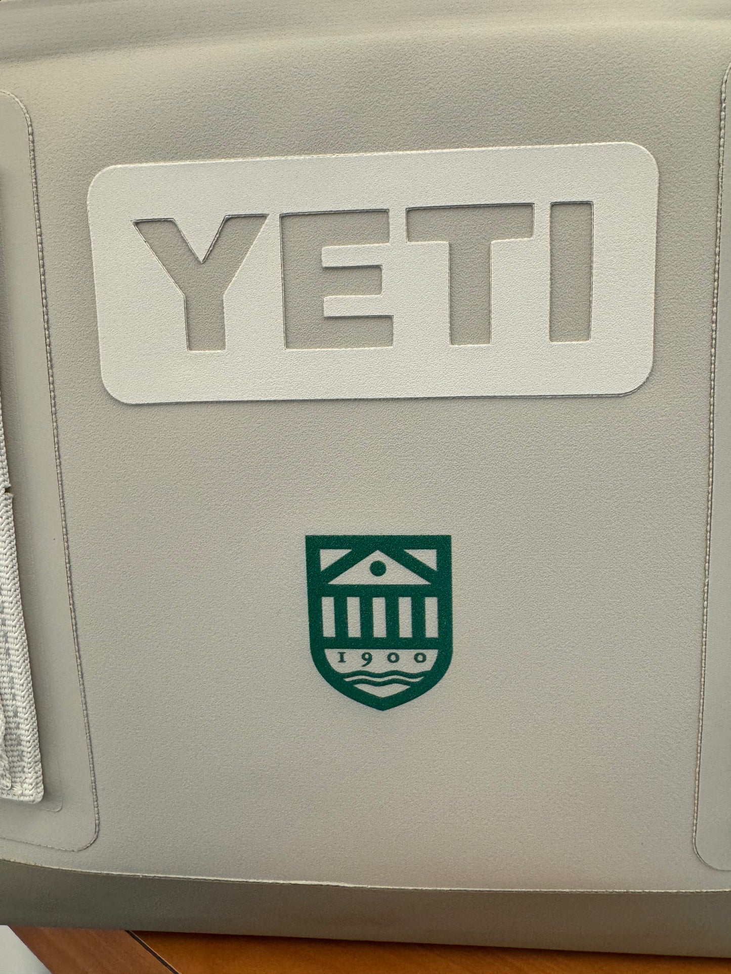 Yeti Hopper Flip Cooler